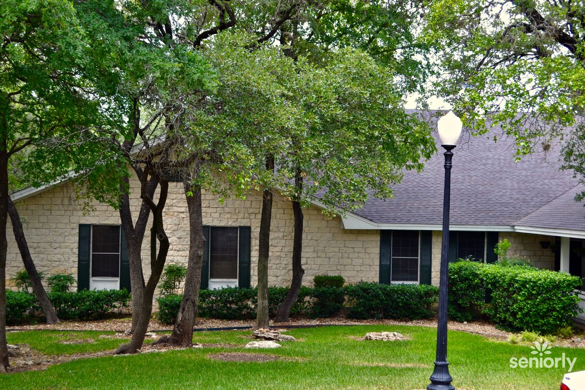 Colonial Gardens Of Austin A 2
