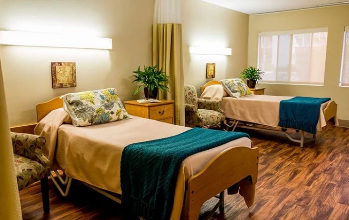 Royal Care Skilled Nursing Center