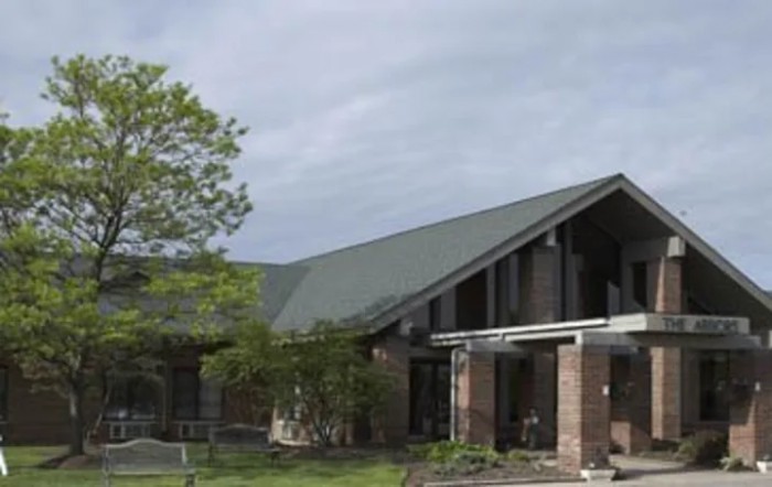 The Arbors At Fairlawn