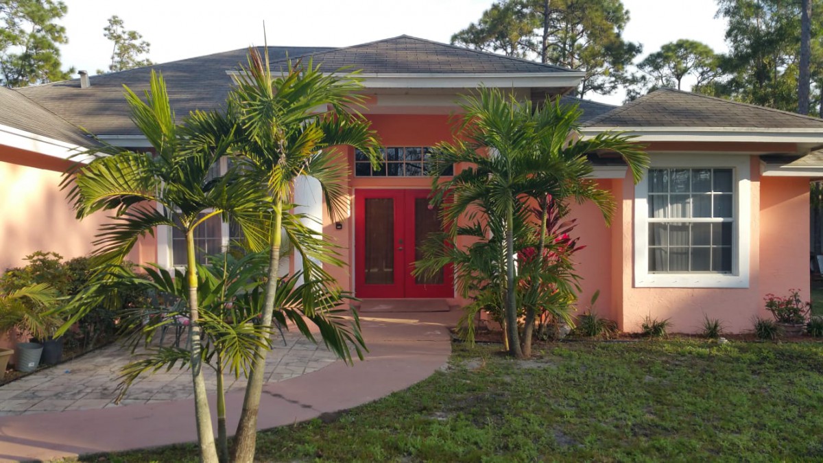 Palms Royale LLC