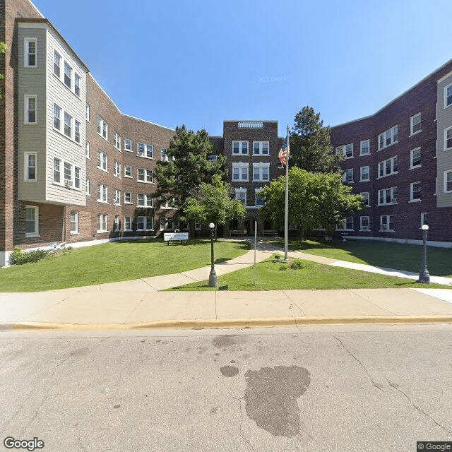 Walnut Court Retirement Comm