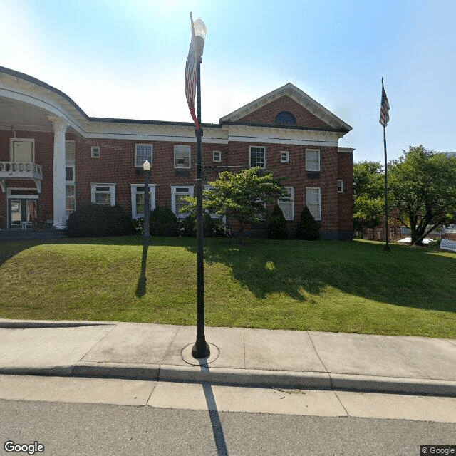 Mac Arthur House