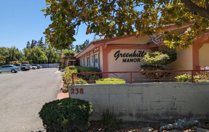 Greenhills Manor
