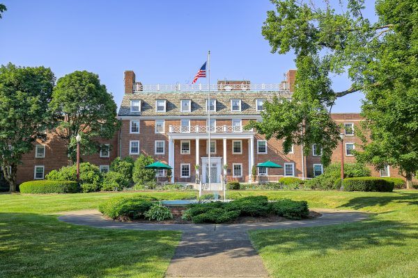 Juniper Village at the Shenango Inn