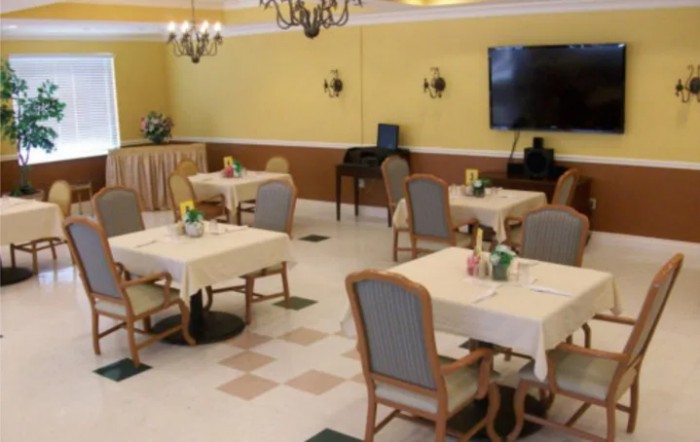 Royal Oaks Nursing And Rehab Center