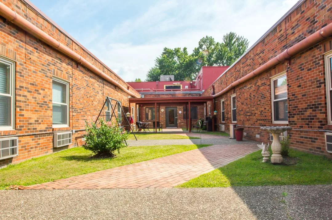 Rockford Manor Intermediate Cr