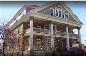 Holton (Memorial) Home