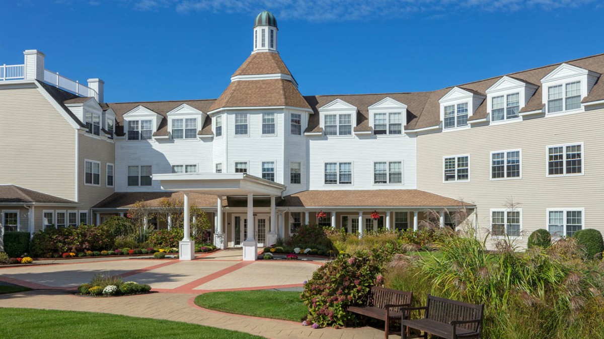 Atria Aquidneck Place