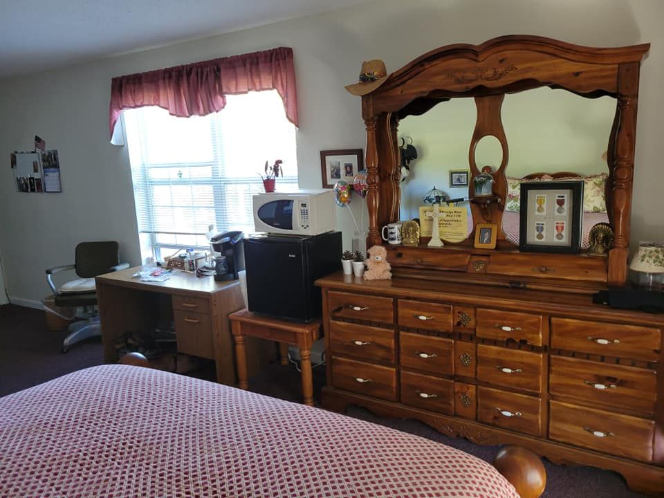 Magnolia Hills Retirement Home